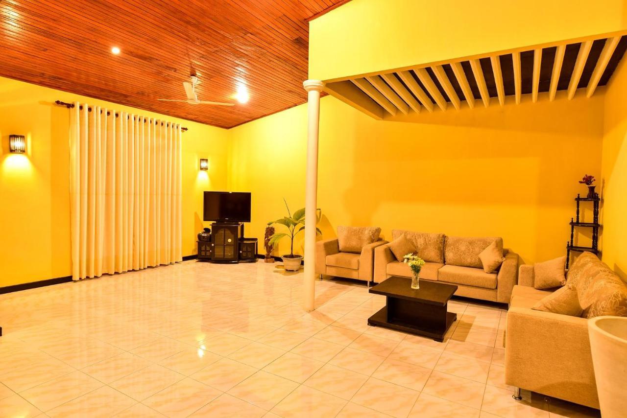 The Senu Grand Villa ฮิกคาดูวา ภายนอก รูปภาพ